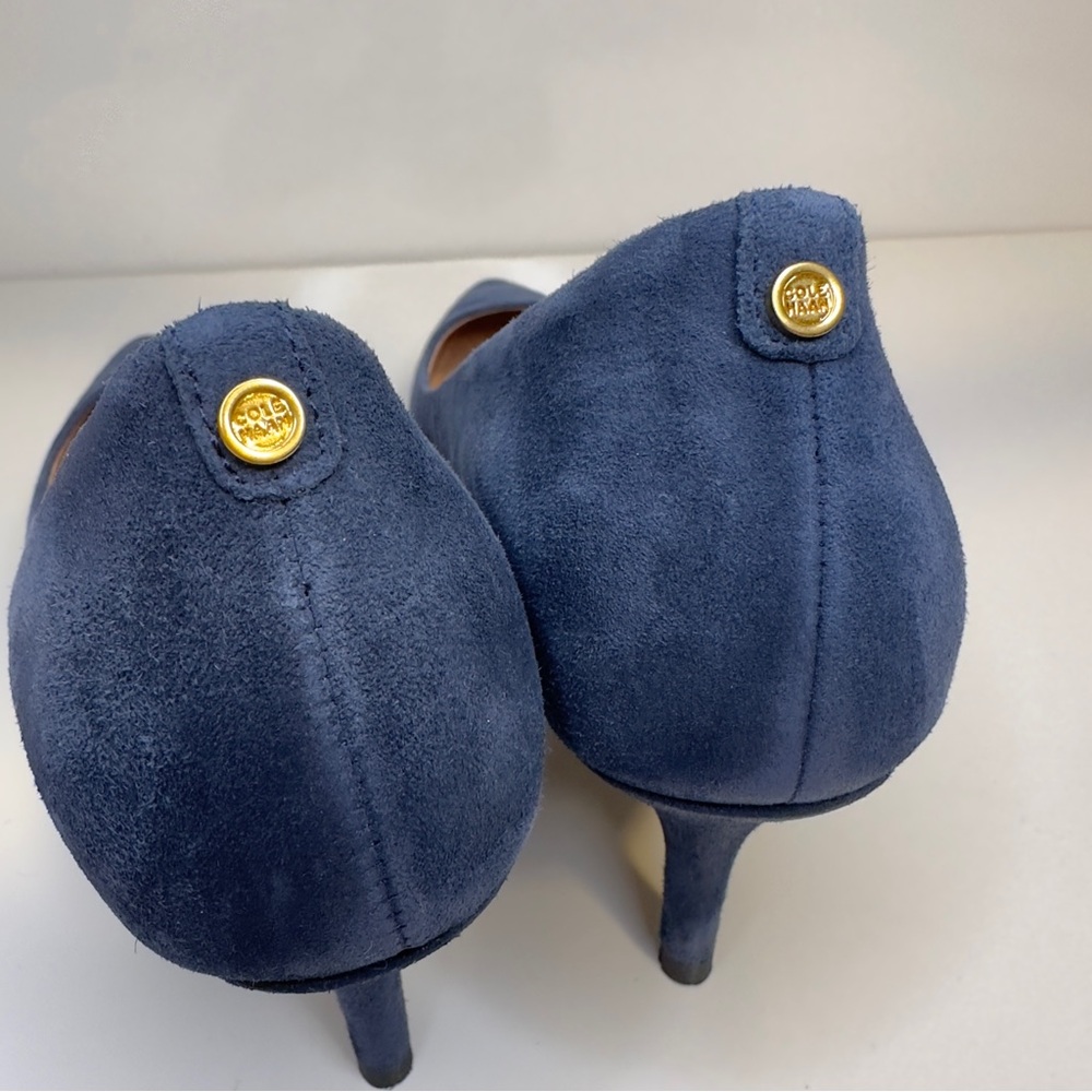 Like new! Cole Haan Navy Blue Suede Pumps – Size 6B - Picture 8 of 11